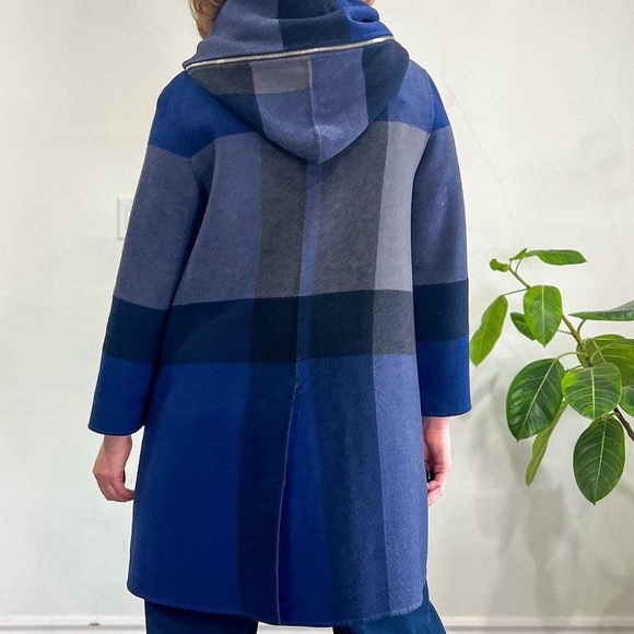 Max Mara Wool and Cashmere Coat - Picture 6 of 7